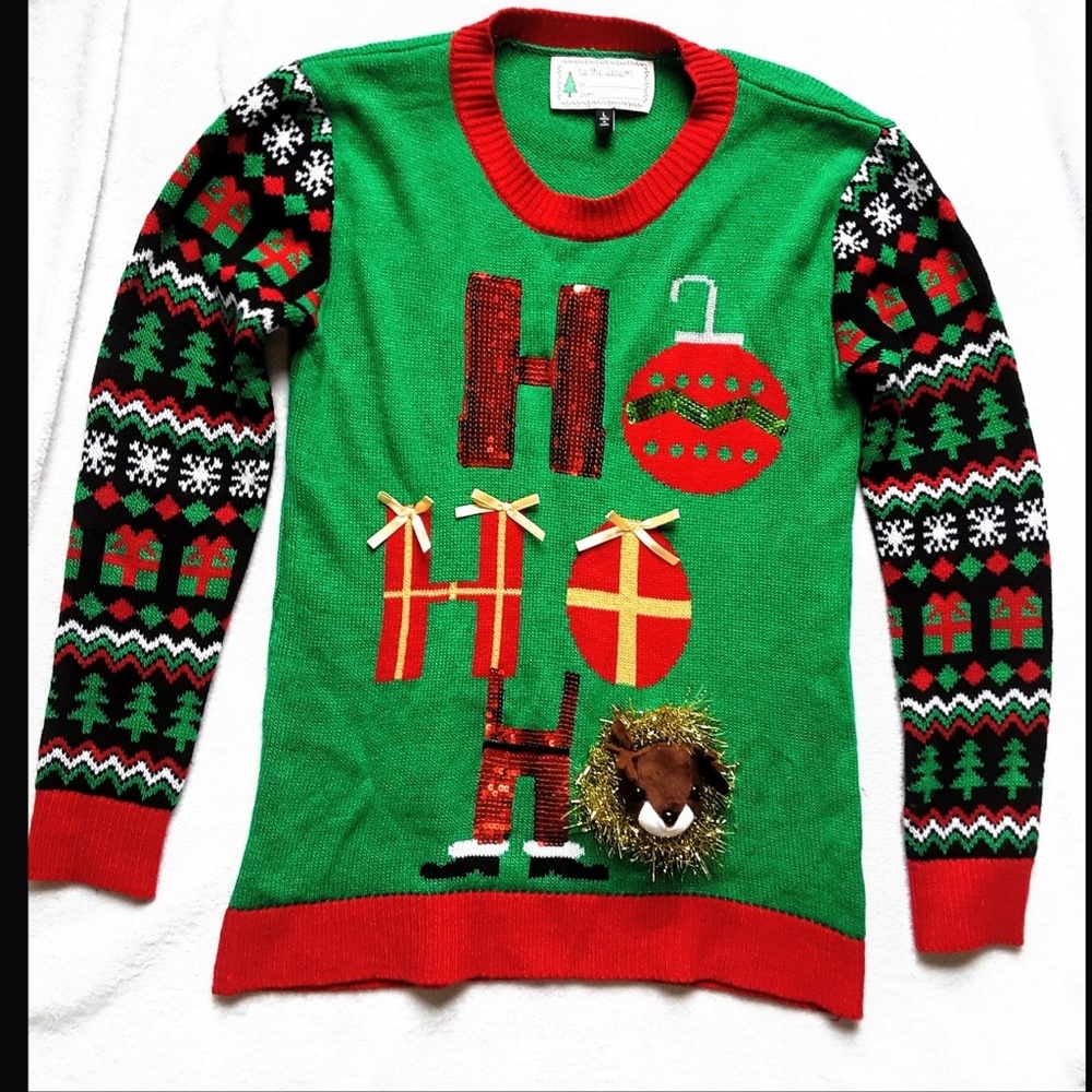 SoldDerek Heart Christmas Sweater